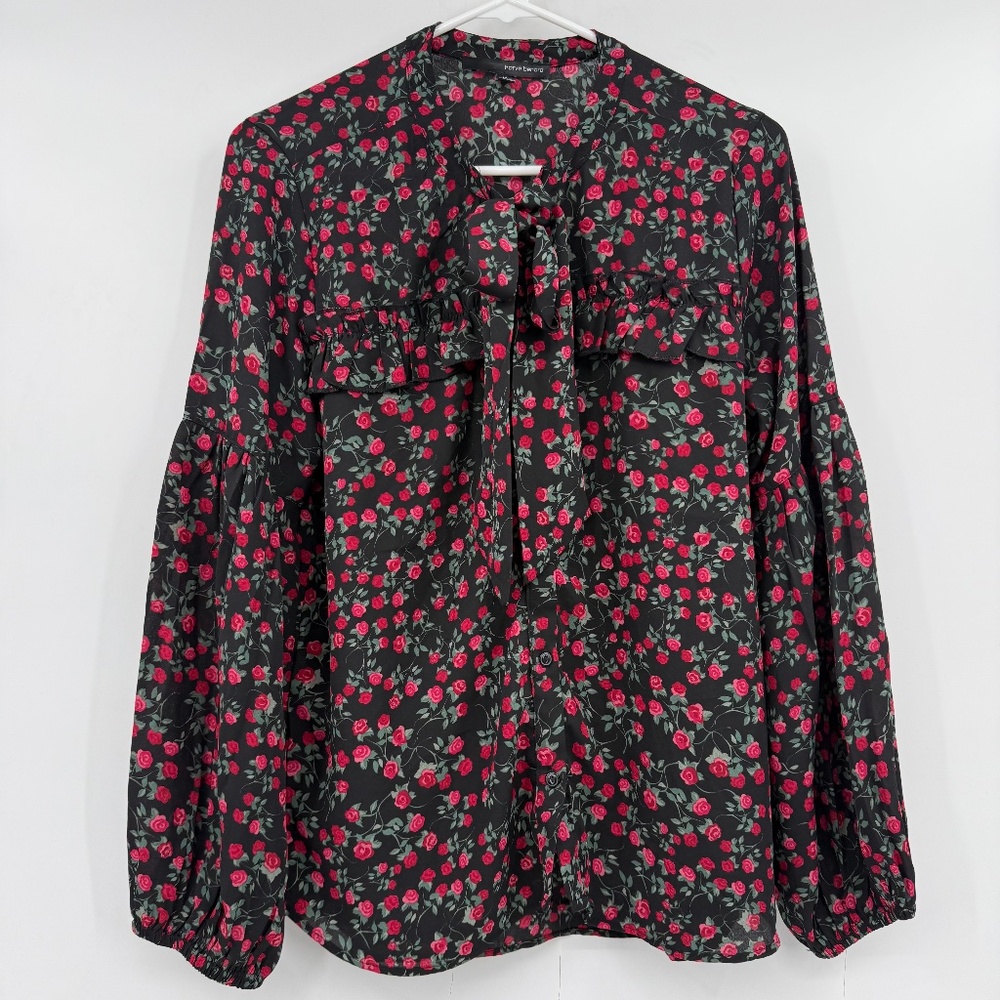 Harve Bernard Top Women Medium Black Red Roses Button Up Tie Neck Floral Cottage
